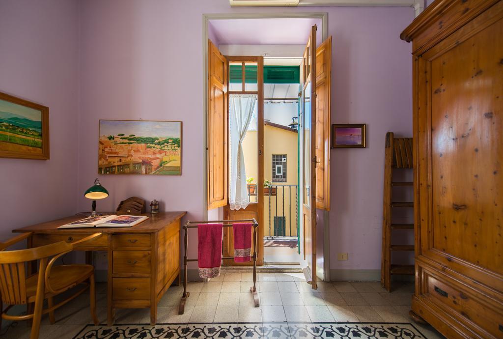 Colosseo Holiday House Rome Exterior photo